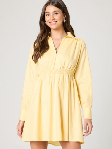 Guido Maria Kretschmer Women - Vestido 'Costa' en amarillo: frente