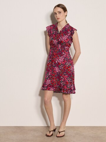 Apricot Ruffle Floral Patchwork Mini Dress ' ' in Lila: Vorderseite