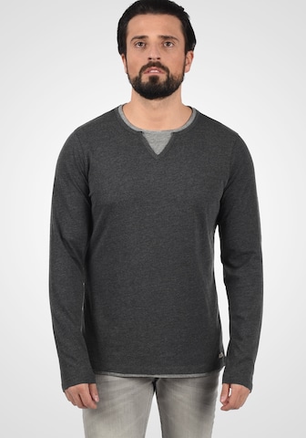 BLEND - Camiseta 'Leonas' en gris: frente