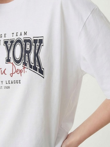 Maglia extra large di Happiness İstanbul in bianco