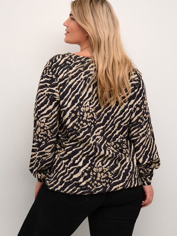 KAFFE CURVE Blouse 'Diana' in Zwart