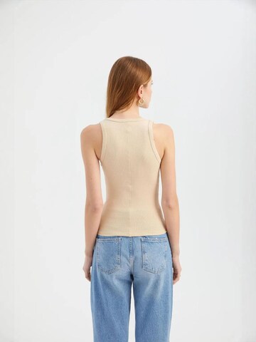 Top di Hiccup in beige