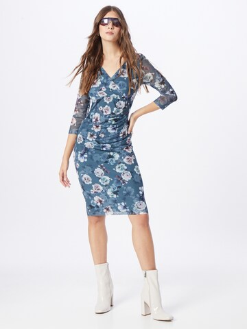 SWING Dress in Blue