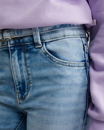 WE Fashion Flared Jeans i blå