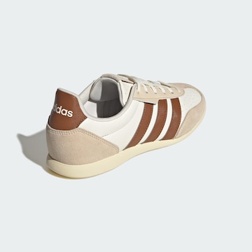Sneaker bassa 'Barreda' di ADIDAS SPORTSWEAR in bianco