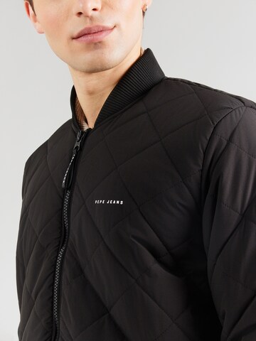 Pepe Jeans Преходно яке в черно