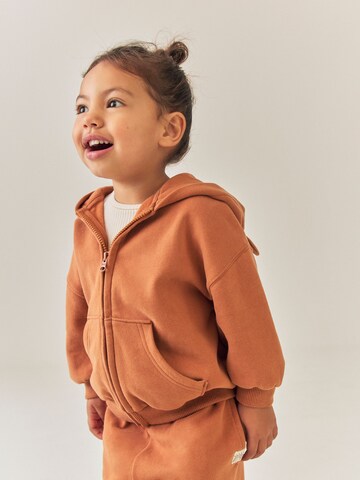 Next Sweatjacke in Braun: Vorderseite