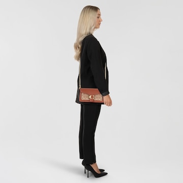 COACH - Bolso de noche 'Tabby' en marrón