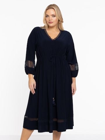 Yoek Dress in Blue: front