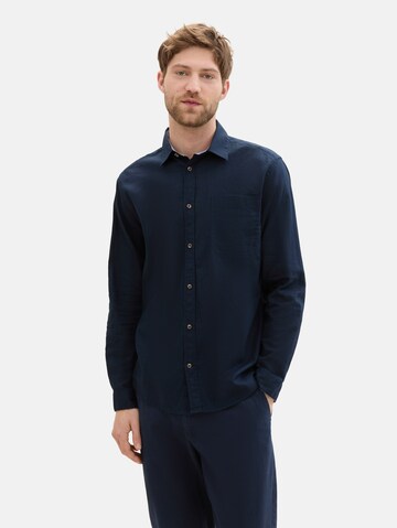 Coupe regular Chemise TOM TAILOR en bleu : devant