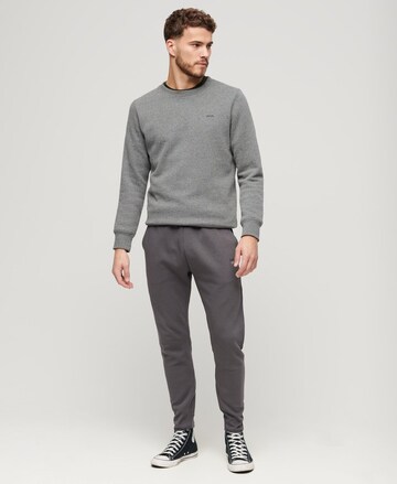 Superdry Regular Sportbroek in Grijs