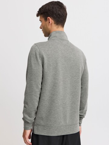 Casual Friday - Sweatshirt ' Sebastian ' em cinzento