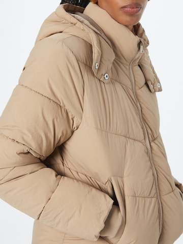 PIECES - Chaqueta de invierno 'Jamilla' en beige