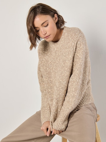 Apricot Sweater ' ' in Grey