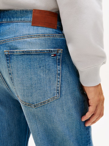 Tommy Jeans Конический (Tapered) Джинсы 'SONNY' в Синий