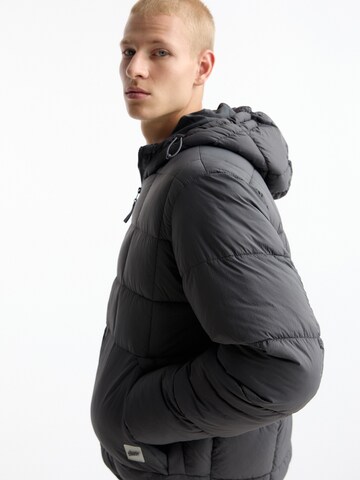 Pull&Bear Tussenjas in Grijs
