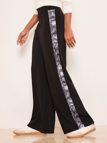 Regular Pantalon Lipsy en noir