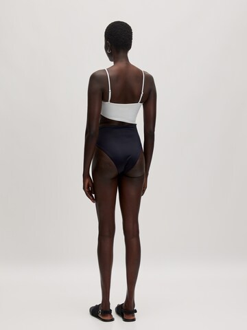 EDITED Bandeau Badpak 'Miranda' in Zwart