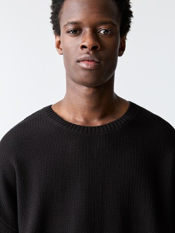 Pull&Bear Pullover in Schwarz