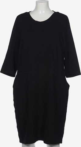 Emilia Lay Dress in XXL in Black: front