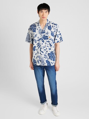 Carhartt WIP Comfort Fit Skjorte 'Woodblock' i blå