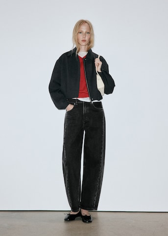 Barrel Jean 'SIMONE' MANGO en noir