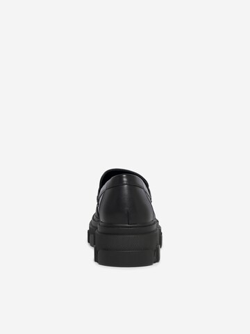 ONLY - Sapato Slip-on 'Tola' em preto