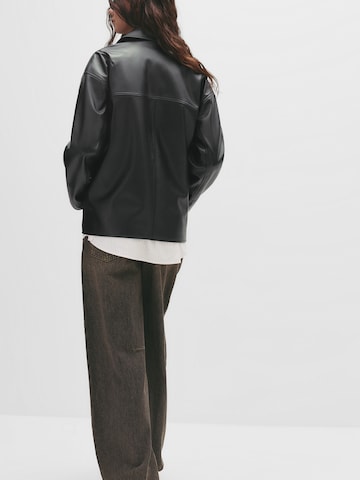 Veste mi-saison Pull&Bear en noir