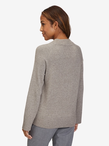 Betty Barclay Sweater in Brown