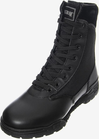 Bottes 'Mens Classic Black Lace-Up Boots' MAGNUM en noir : devant
