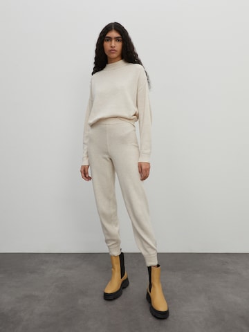 EDITED Tapered Broek 'Giona' in Beige