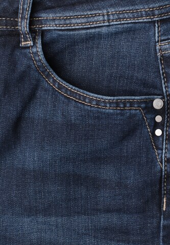 Bootcut Jeans di STREET ONE in blu