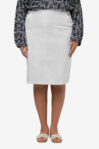 Ulla Popken Skirt in White: front