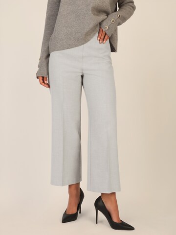 APART Regular Hose in Grau: Vorderseite