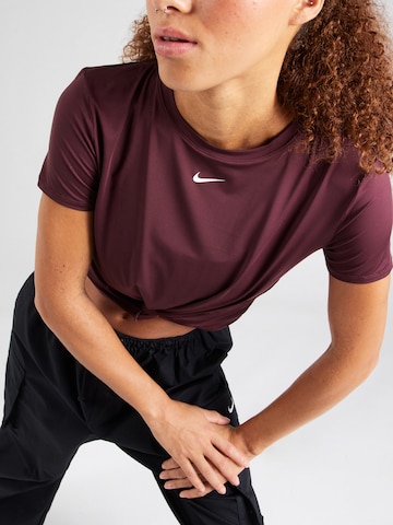 Tricou funcțional 'ONE CLSC' de la NIKE pe roșu