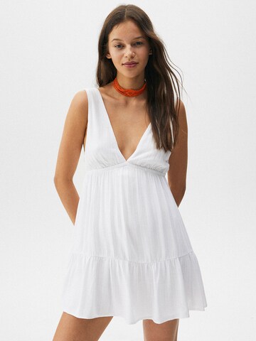 Pull&Bear Лятна рокля в бяло: отпред