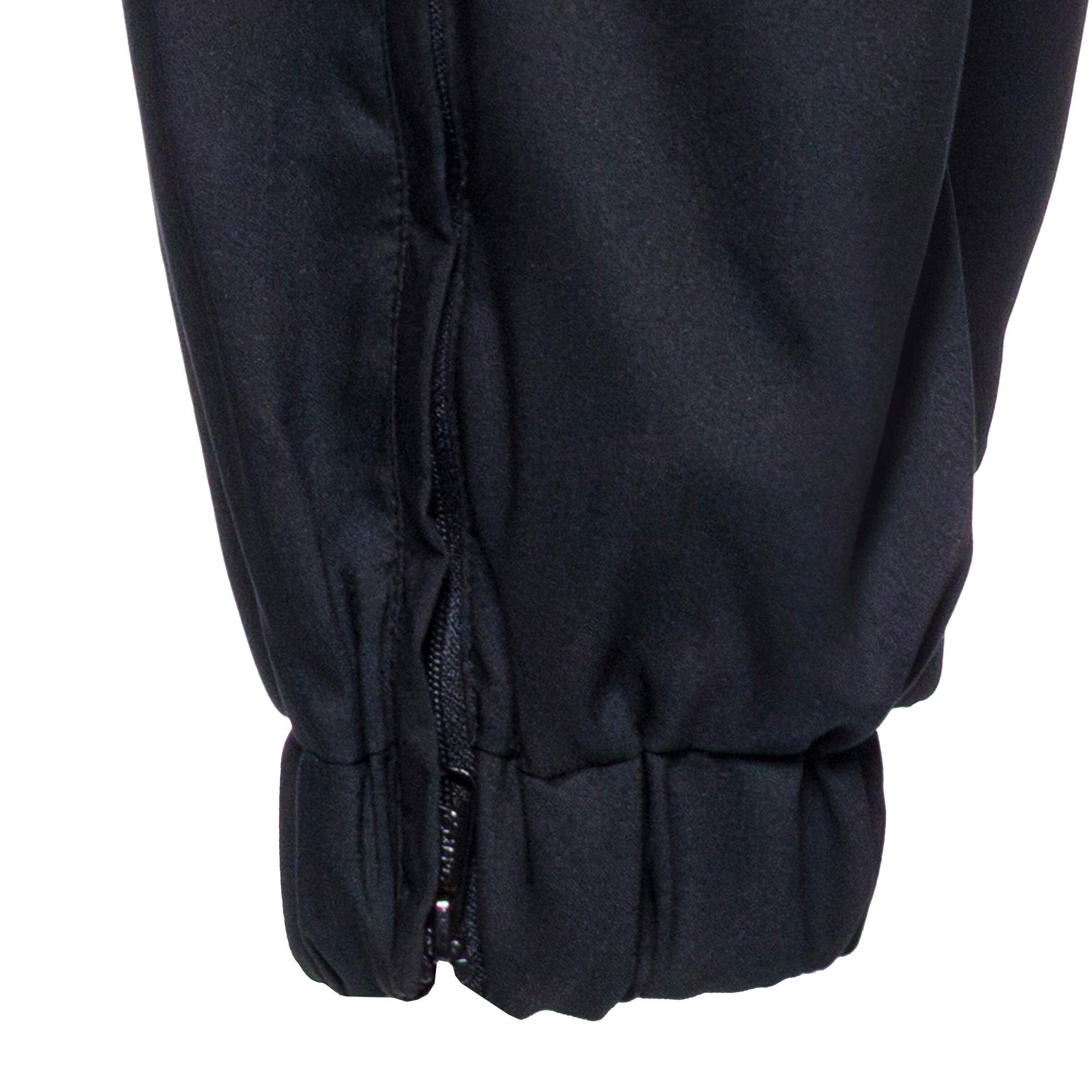 Kleinigkeit Tapered Hose 'Jako x Kleinigkeit' in Schwarz