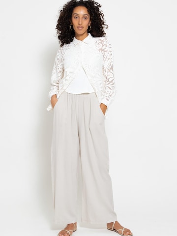 SASSYCLASSY Top in White