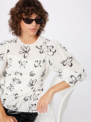 IVY OAK - Blusa 'BRENDA' em branco