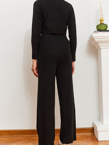 Completo pantalone di Bianco Lucci in nero