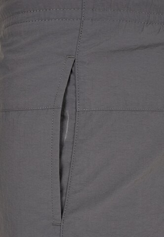 Pantaloncini da bagno di Urban Classics in grigio