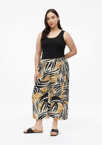 s.Oliver Wide leg Pants in Beige
