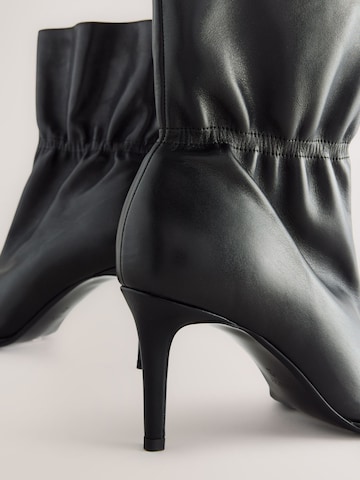 Next Botki w kolorze czarny