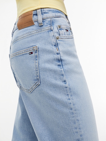 Tommy Jeans Štandardný strih Džínsy - Modrá