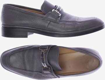 Bally Flats & Loafers in 41 in Grey: front