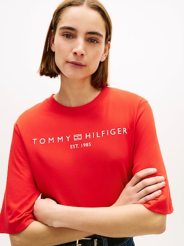 TOMMY HILFIGER T-Shirt in Rot