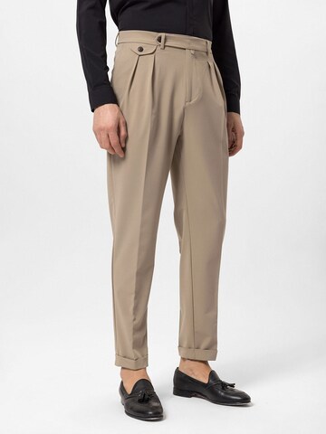 Antioch Tapered Pleat-front trousers in Beige