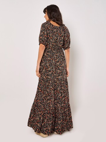 Apricot Dress ' ' in Black