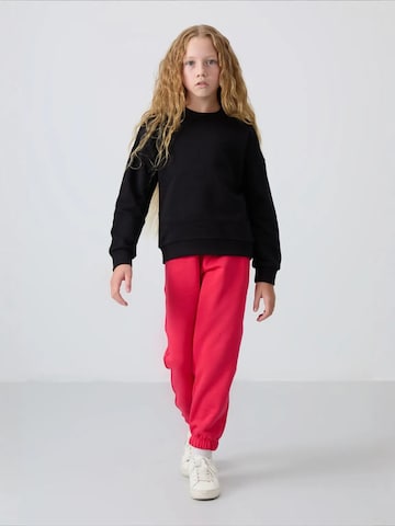 Tommy Life - Sweatshirt em preto
