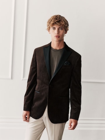Coupe regular Veste de costume Next en marron